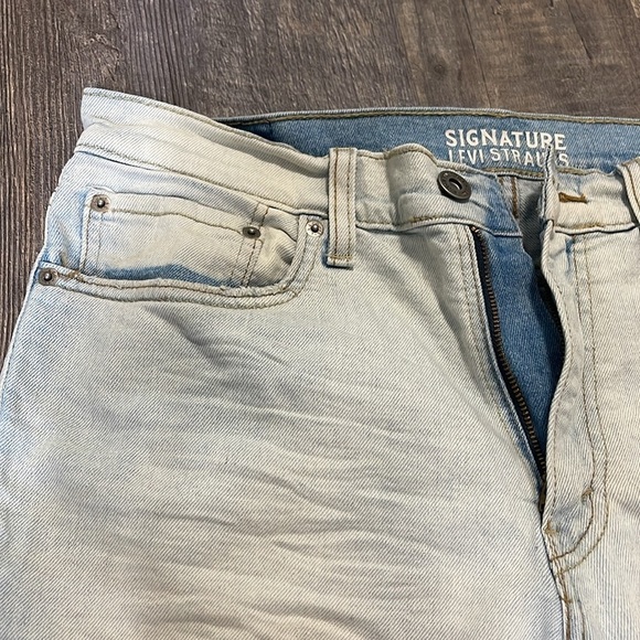 Signature Levi Strauss jeans shorts - Picture 5 of 11